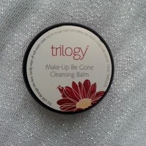 Trilogy Makeup - NWT Trilogy Make-Up Be Gone Cleansing Balm Trilogy Makeup - NWT Trilogy Make-Up Be Gone Cleansing Balm